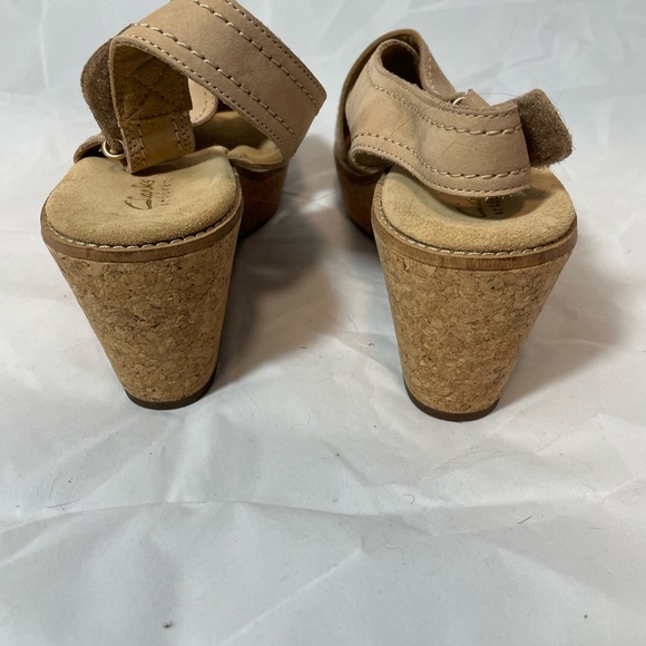 Clarks Giselle Beach Wedge Sandal in Tan Women's Size 6.5 - Picture 4 of 5